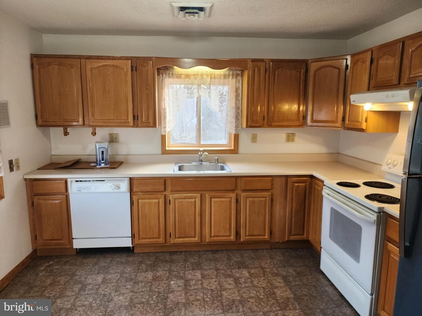 14218 Gardner Avenue photo 33