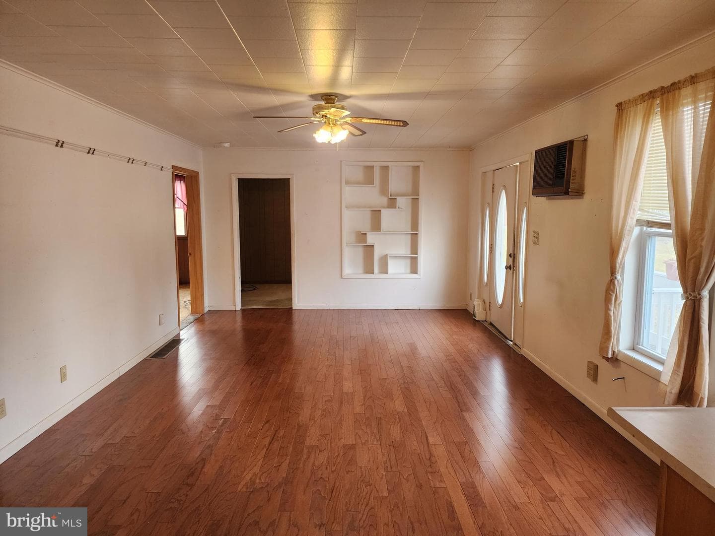14218 Gardner Avenue photo 6