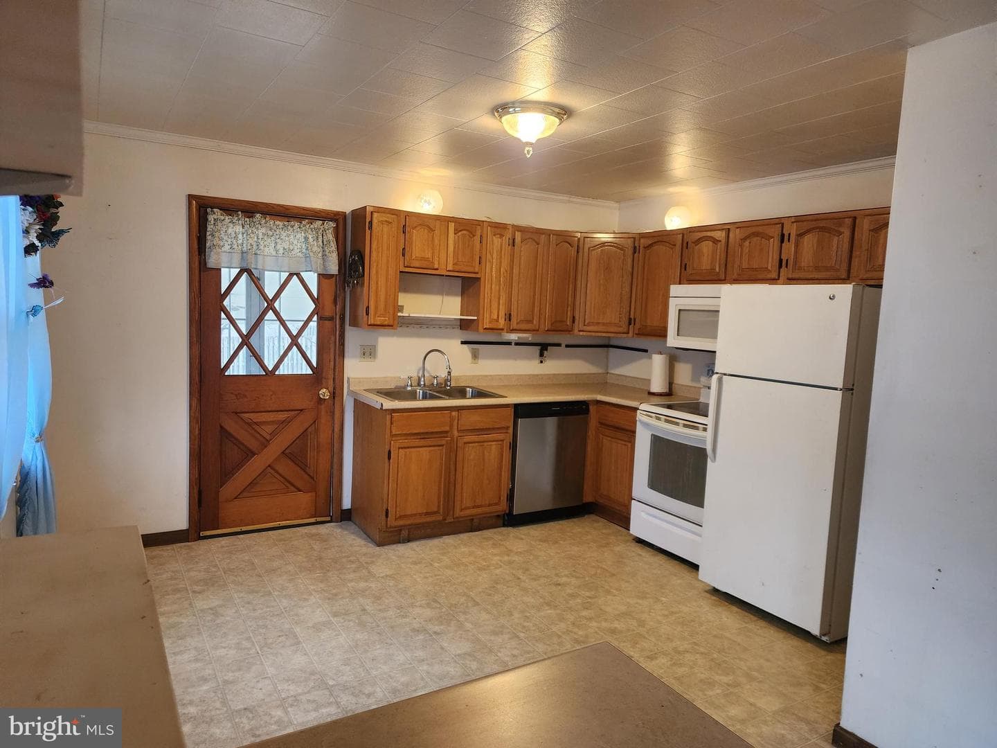14218 Gardner Avenue photo 8