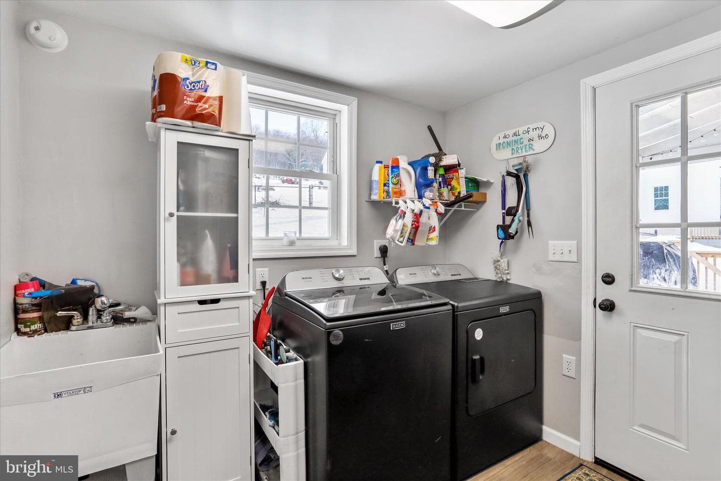 529 B Street photo 16