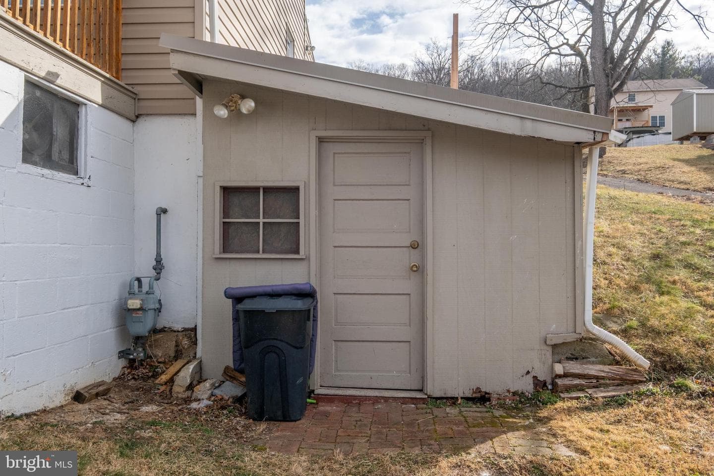 529 B Street photo 27