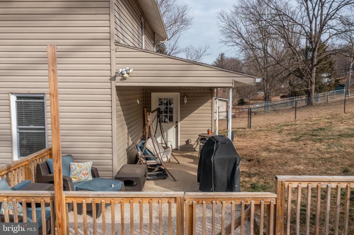 529 B Street photo 30