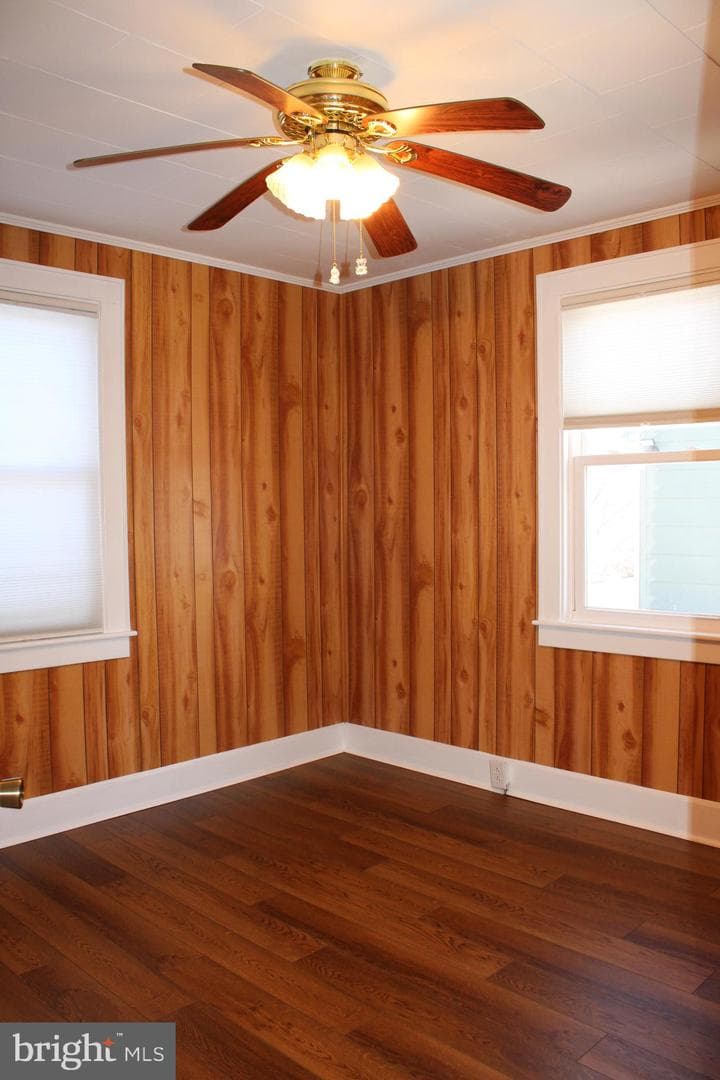 12024 Iris Avenue photo 15