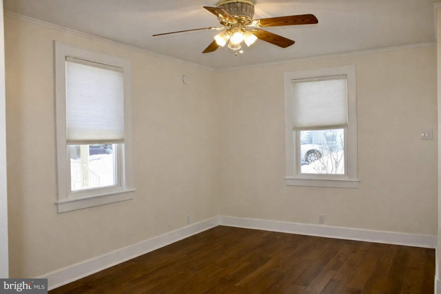 12024 Iris Avenue photo 7