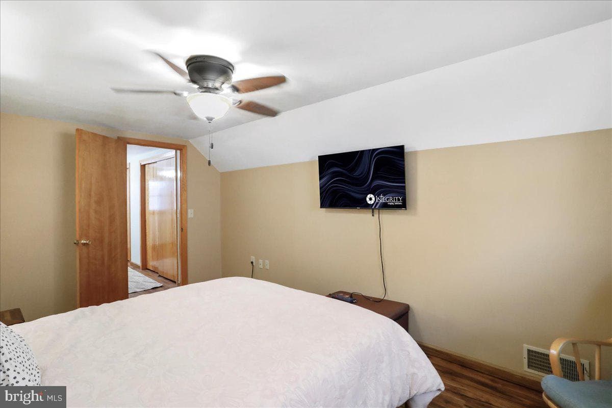 419 Avirett Avenue photo 14