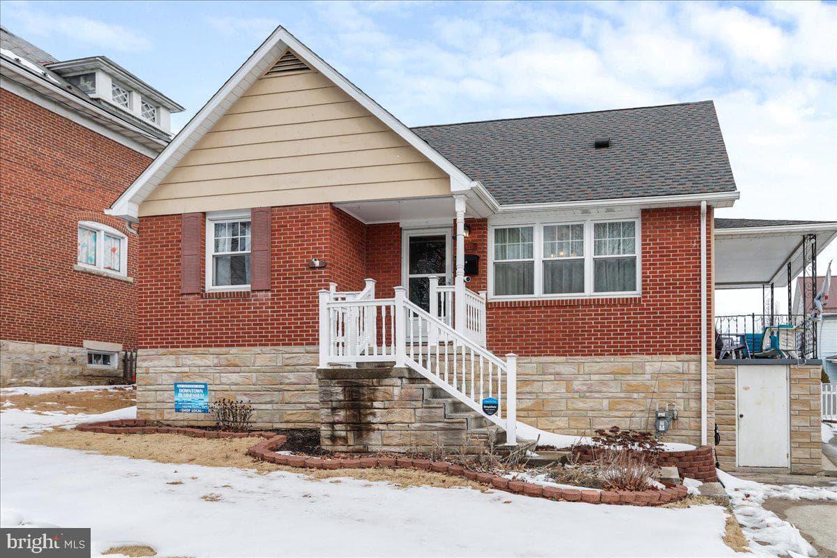 419 Avirett Avenue photo 2
