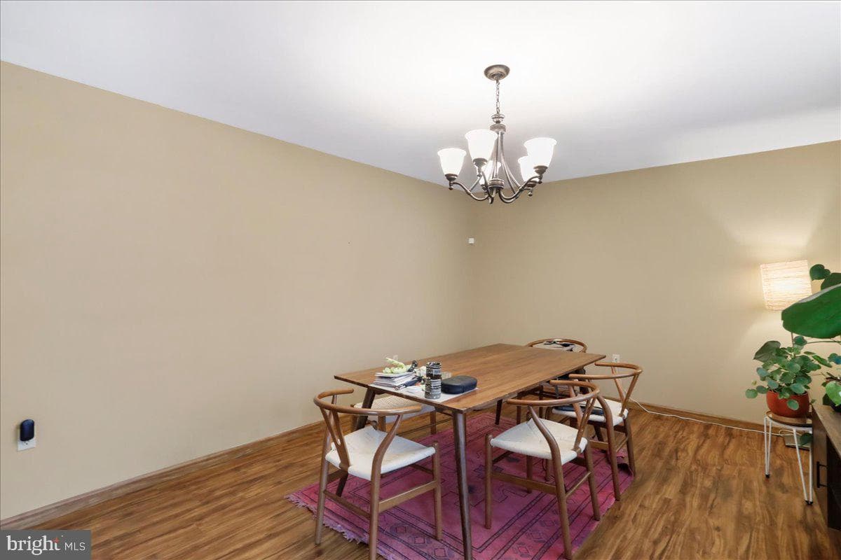 419 Avirett Avenue photo 6