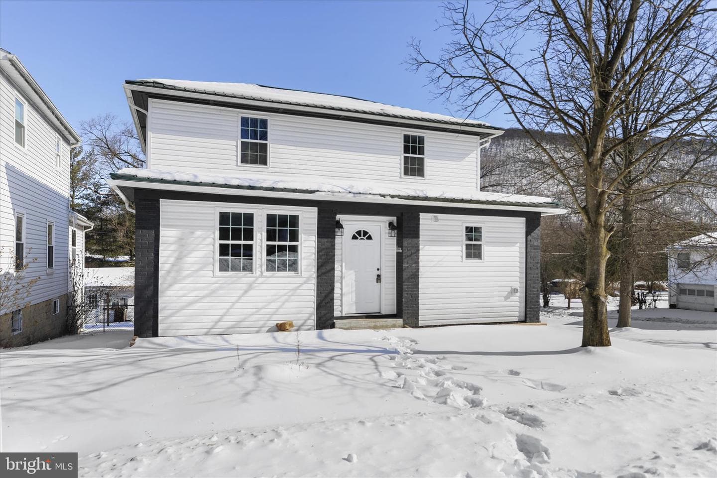 12702 Bowling Street, Cumberland