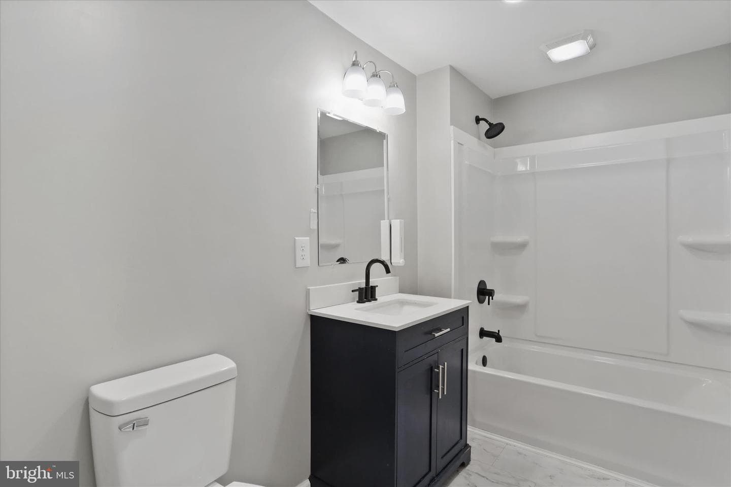 12702 Bowling Street photo 22