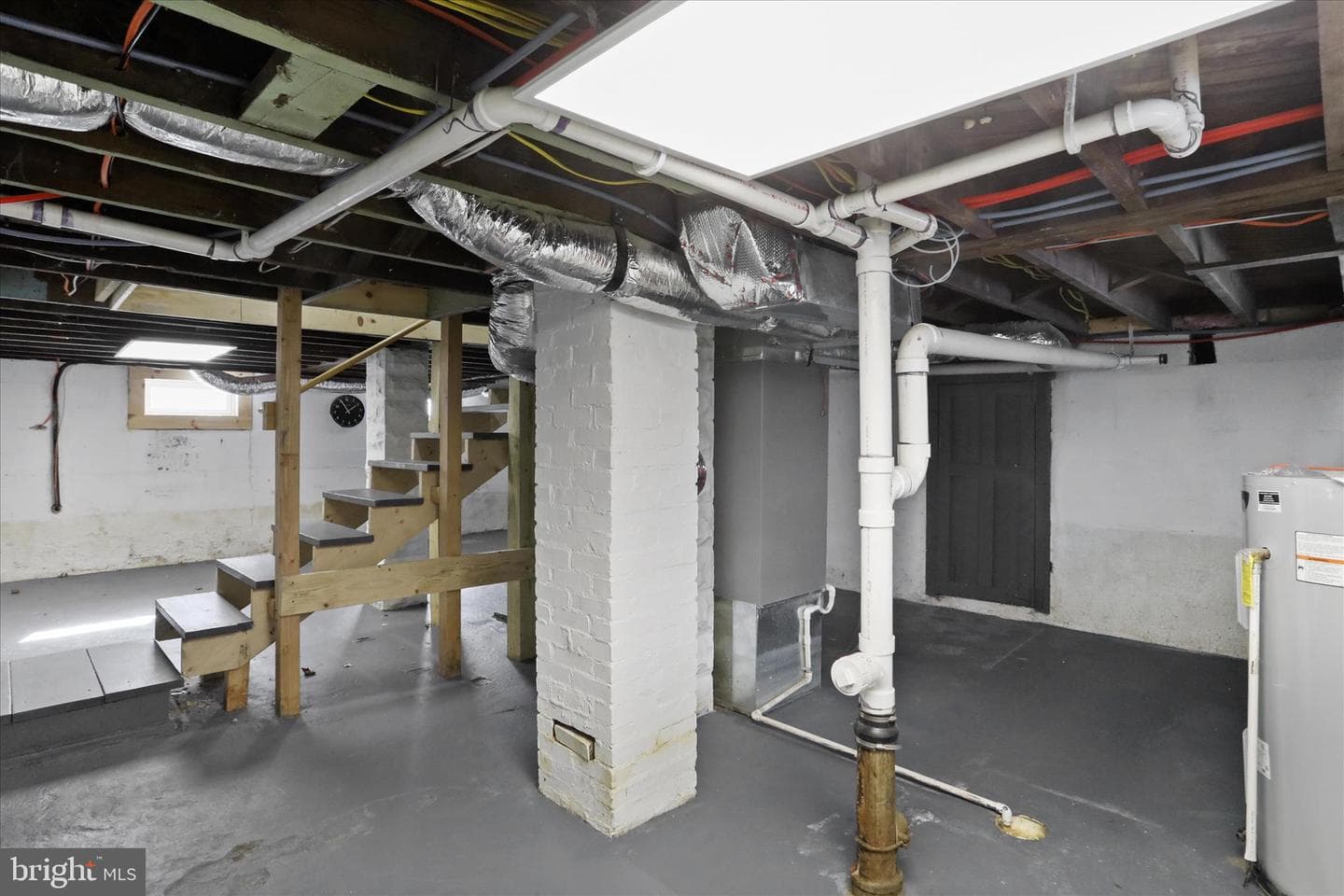12702 Bowling Street photo 26