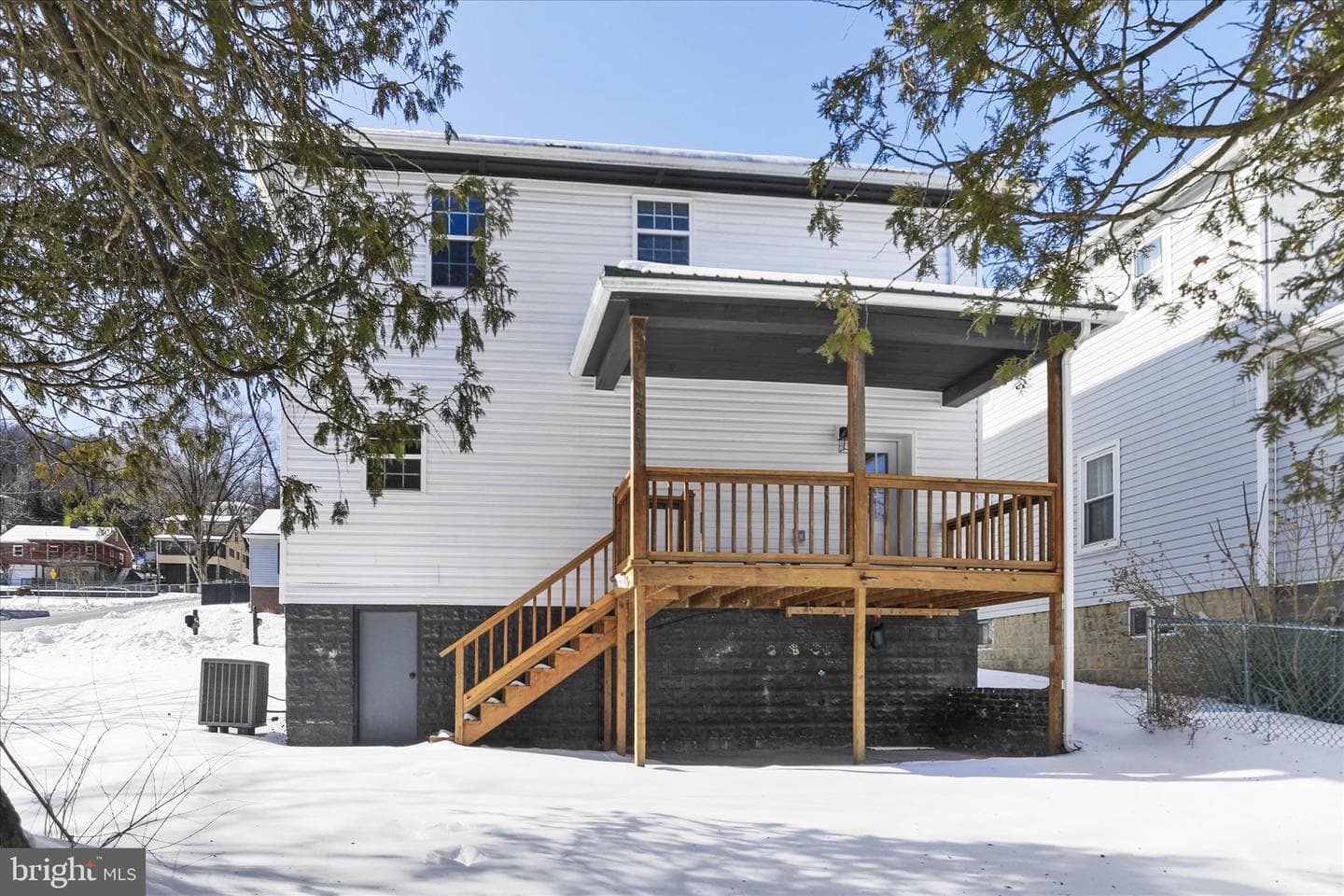12702 Bowling Street photo 30