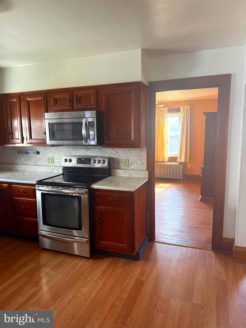 212 E Main Street photo 8
