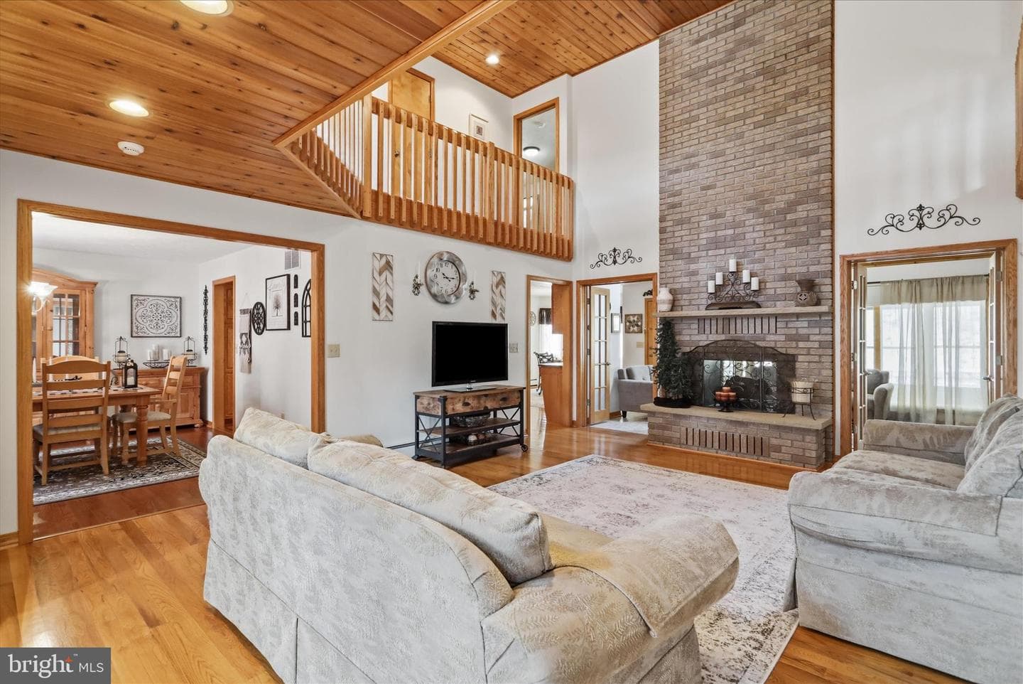 1105 Weires Avenue photo 8