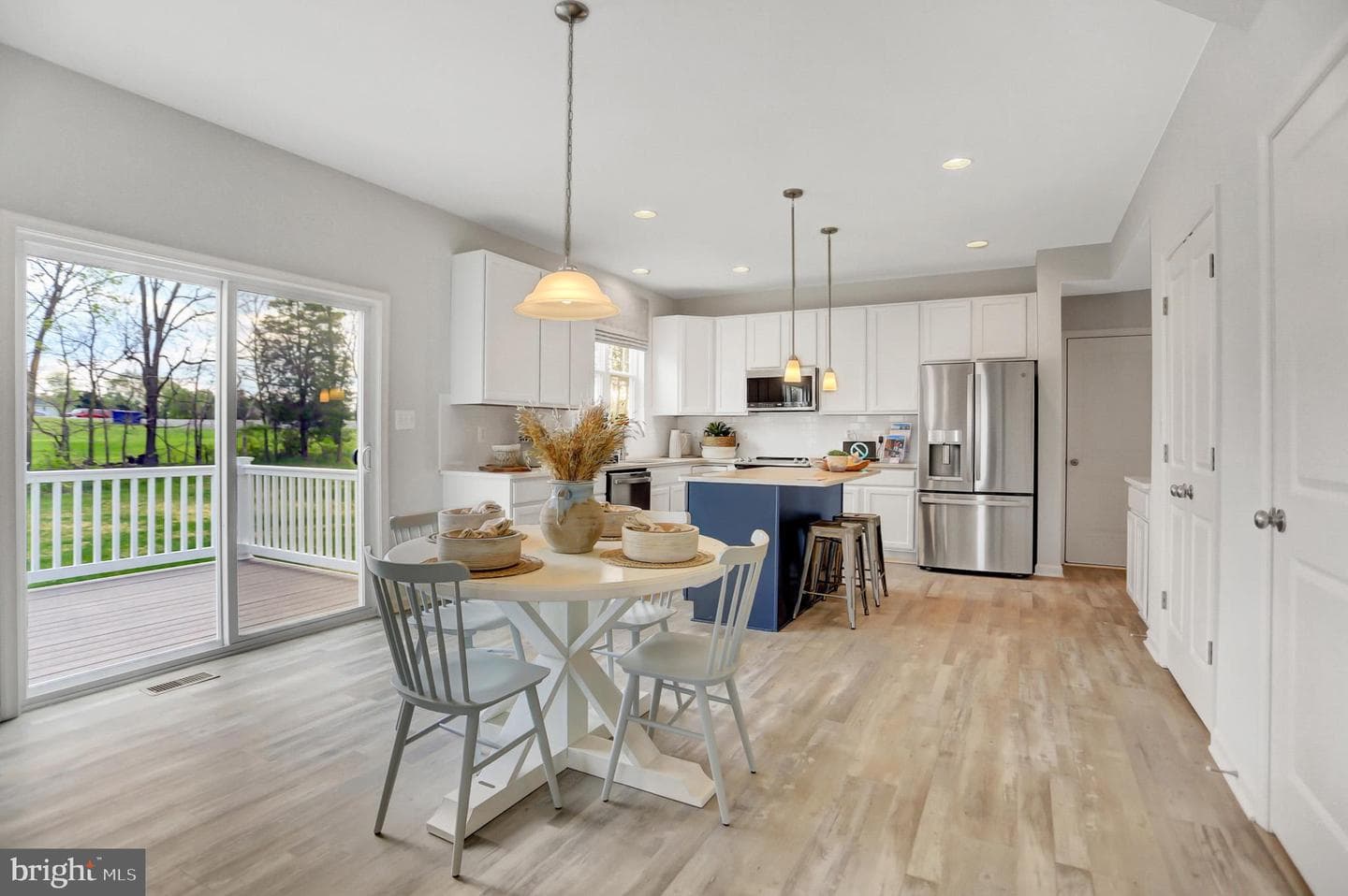 209 Redstone Terrace photo 4