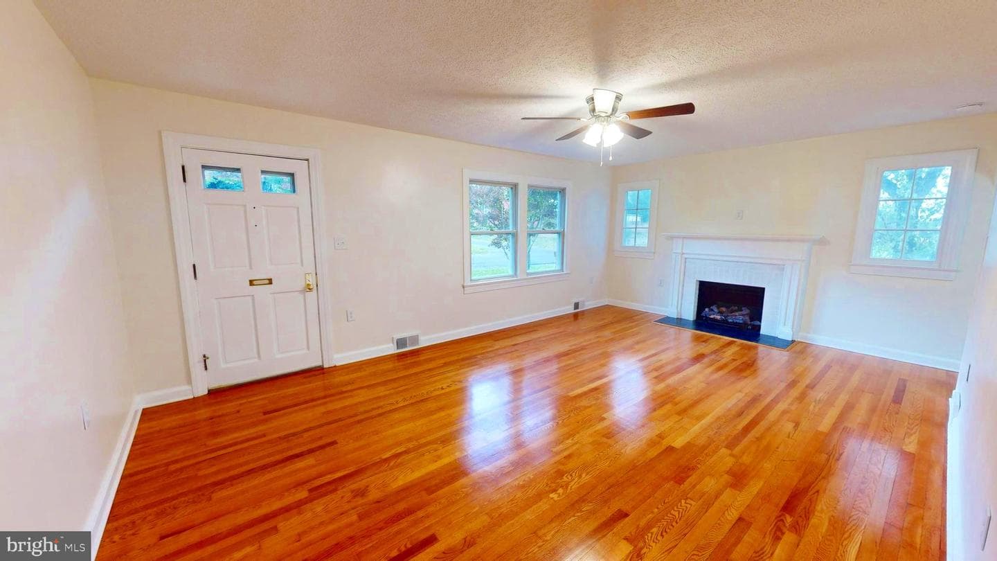 750 Adams Avenue photo 52