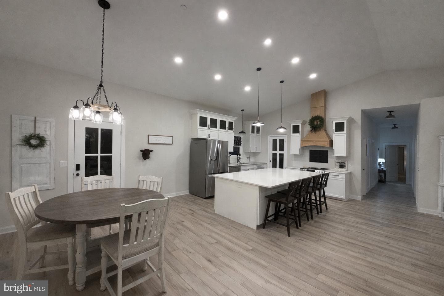 1900 Durham Drive photo 2