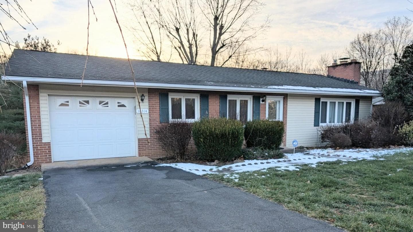16314 Conda Way photo 3