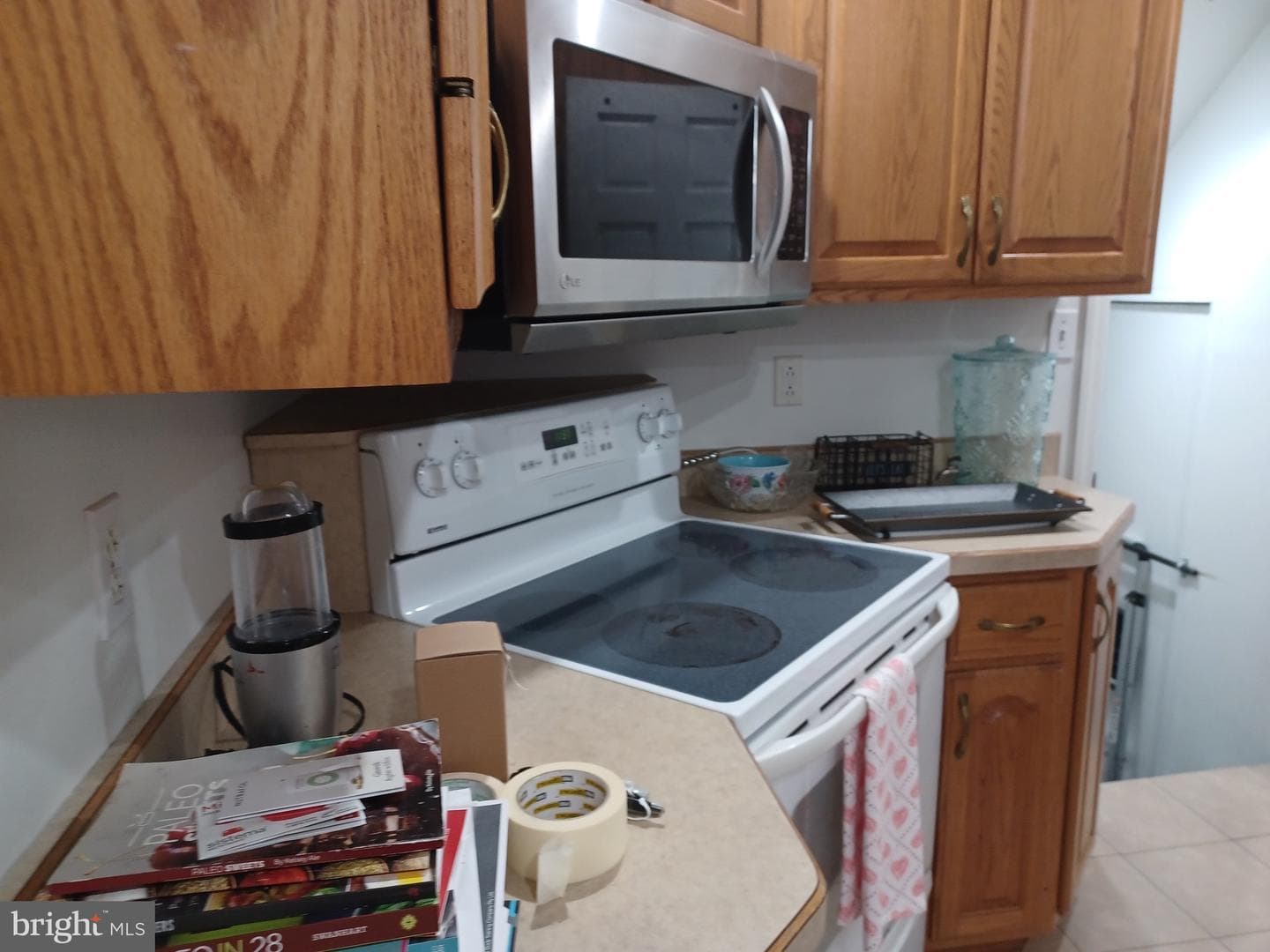 720 Frederick Street photo 4