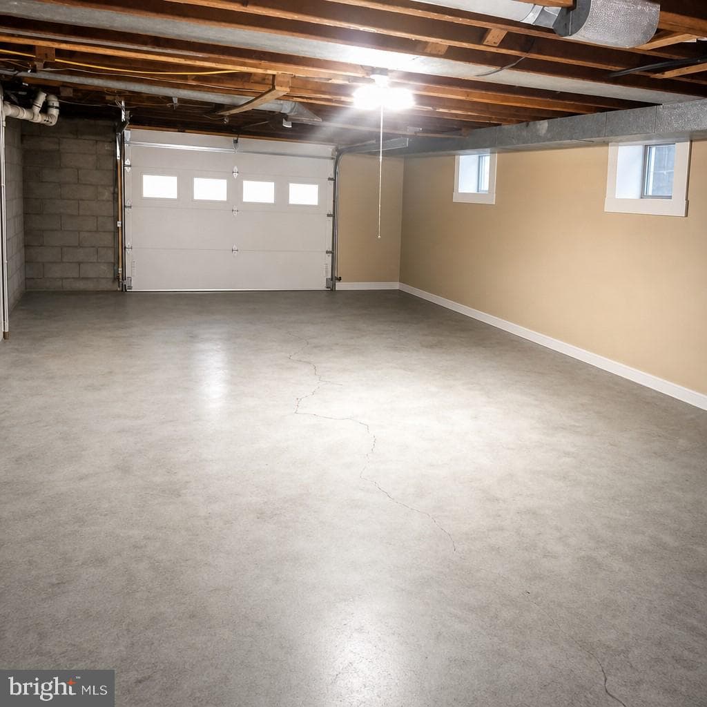 21531 National Pike NE photo 27