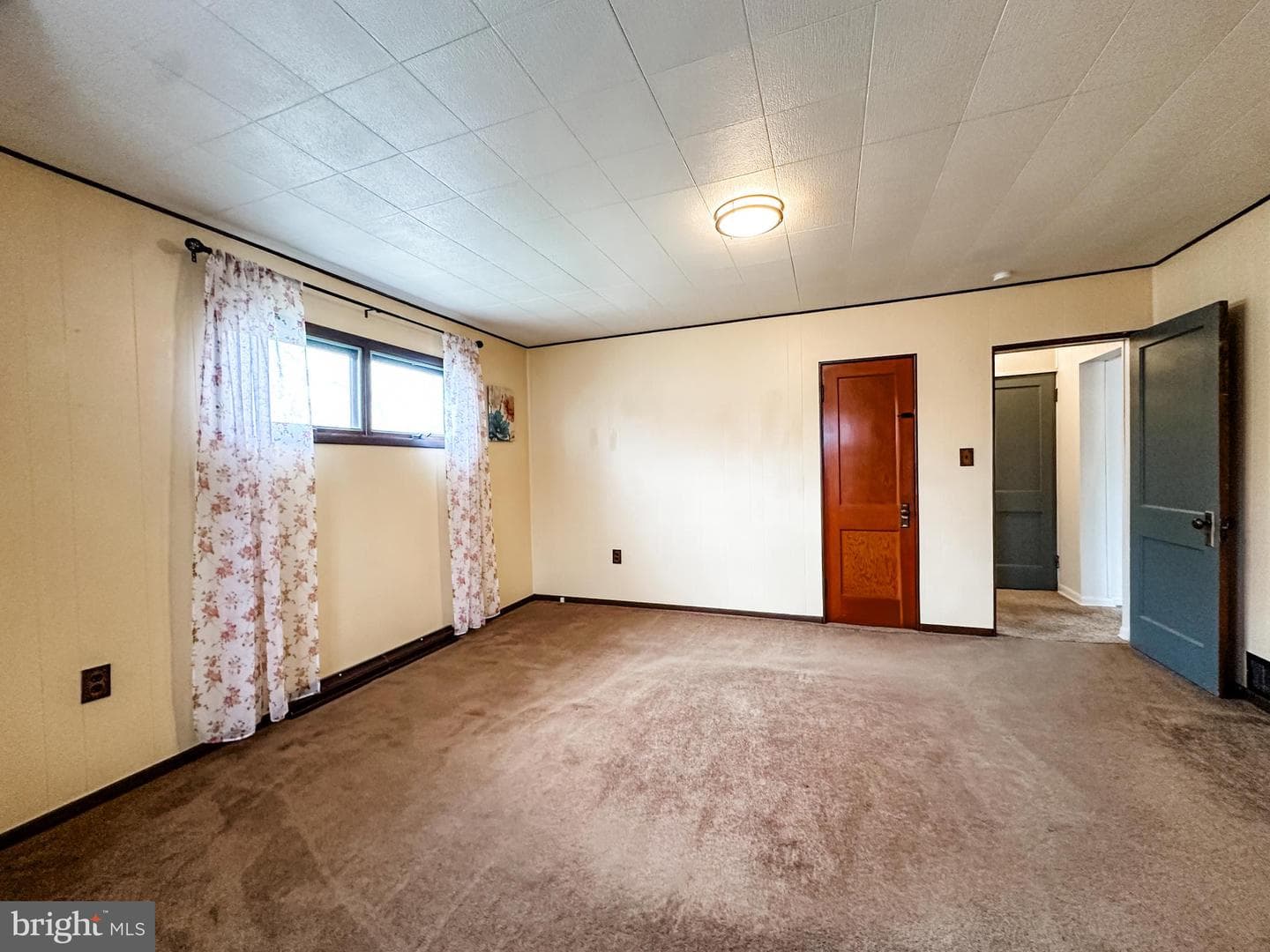 14904 Grant Street photo 8