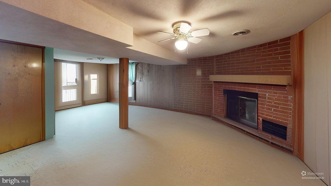 216 Mckinley Street photo 30