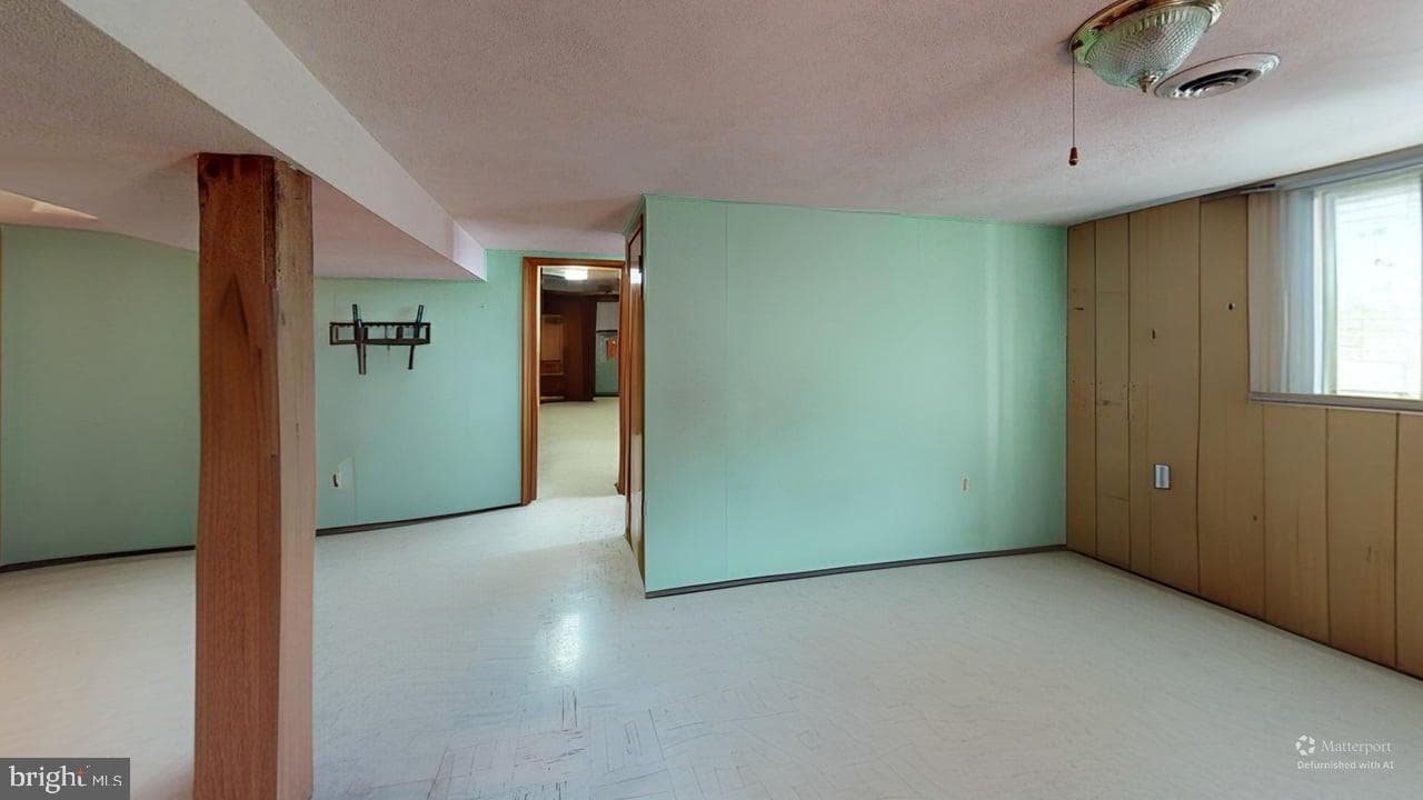 216 Mckinley Street photo 32