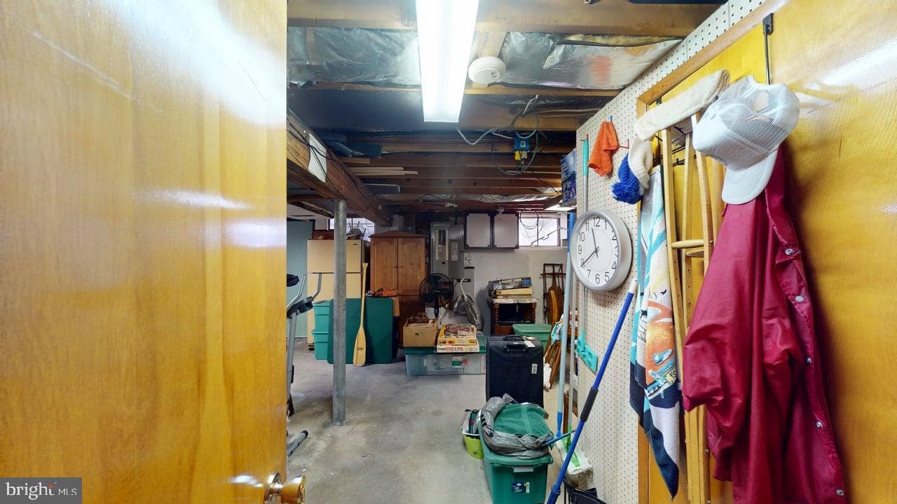 216 Mckinley Street photo 37
