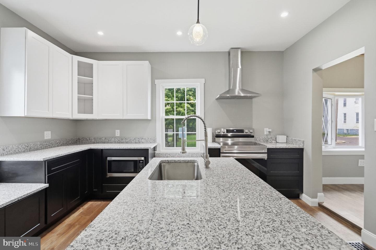 57 Washington Street photo 16