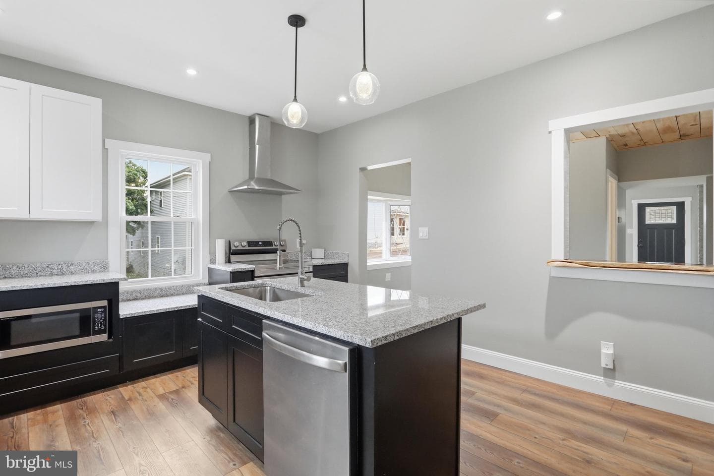 57 Washington Street photo 17