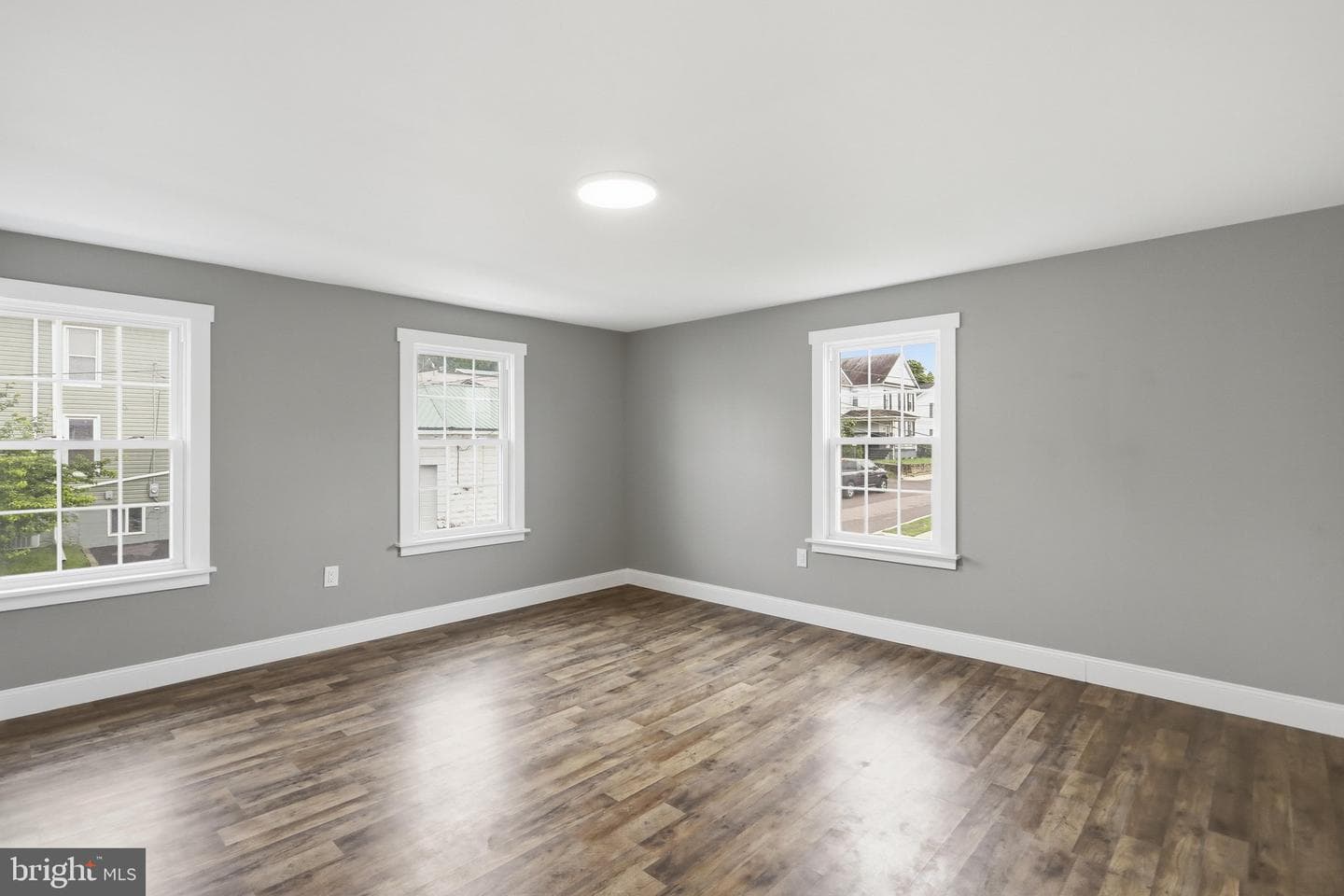 57 Washington Street photo 29