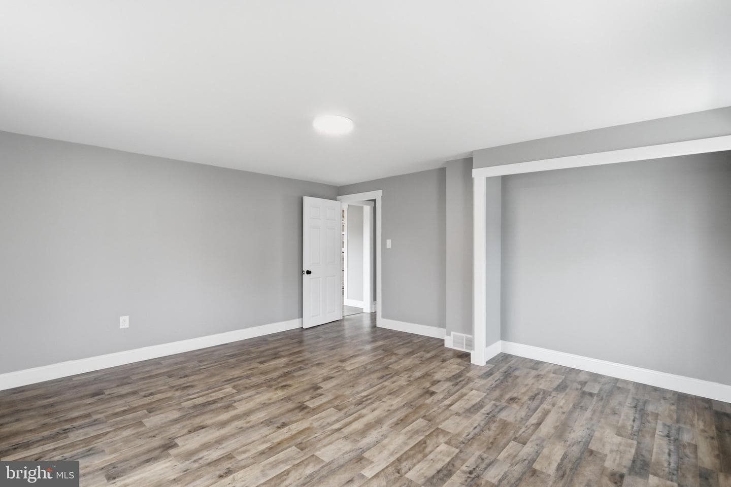57 Washington Street photo 31