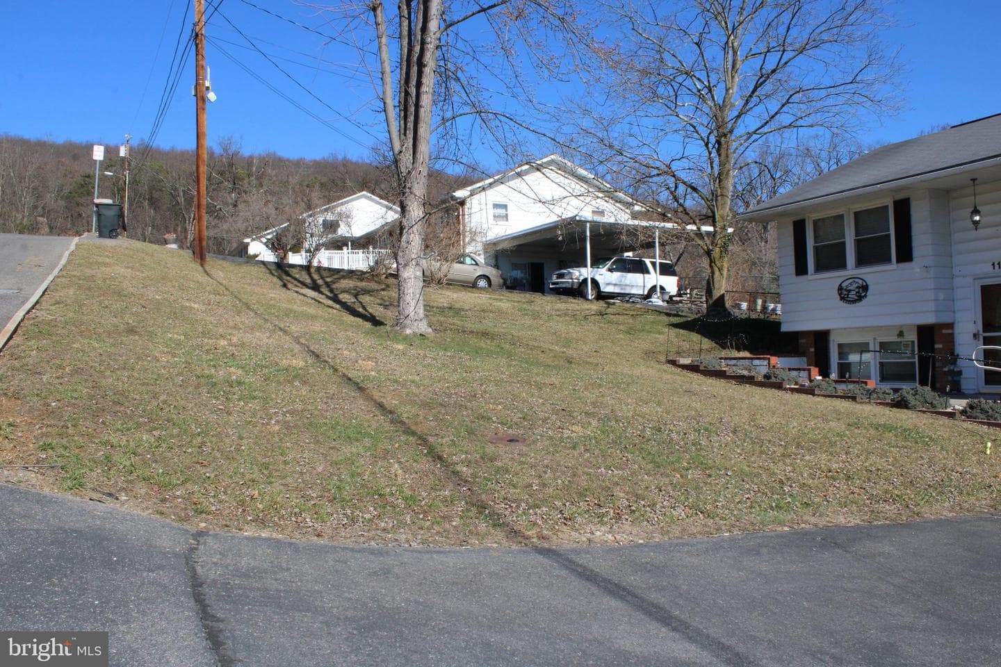 111 High Lane photo 4