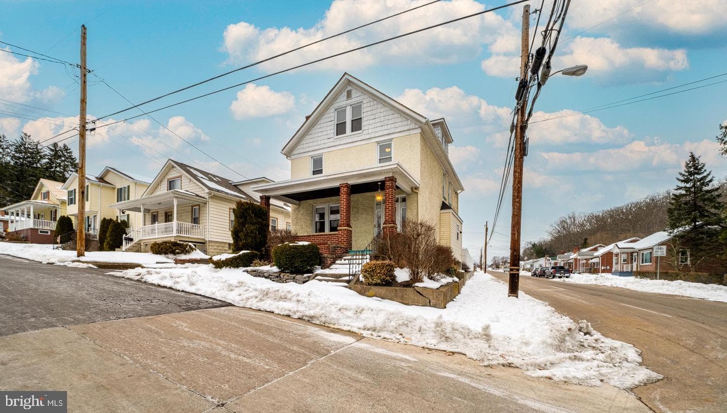 501 Warren Street photo 2