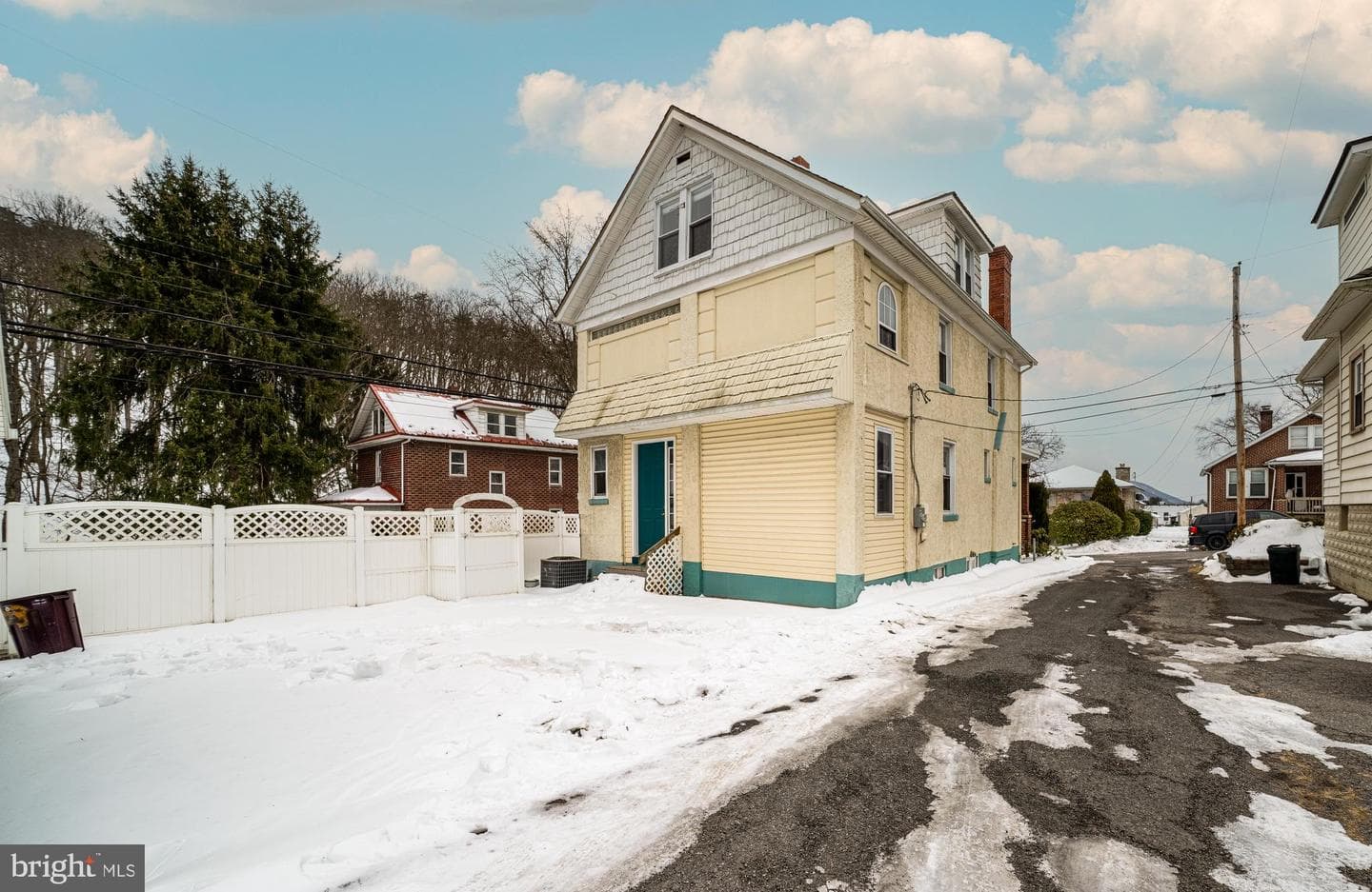 501 Warren Street photo 9
