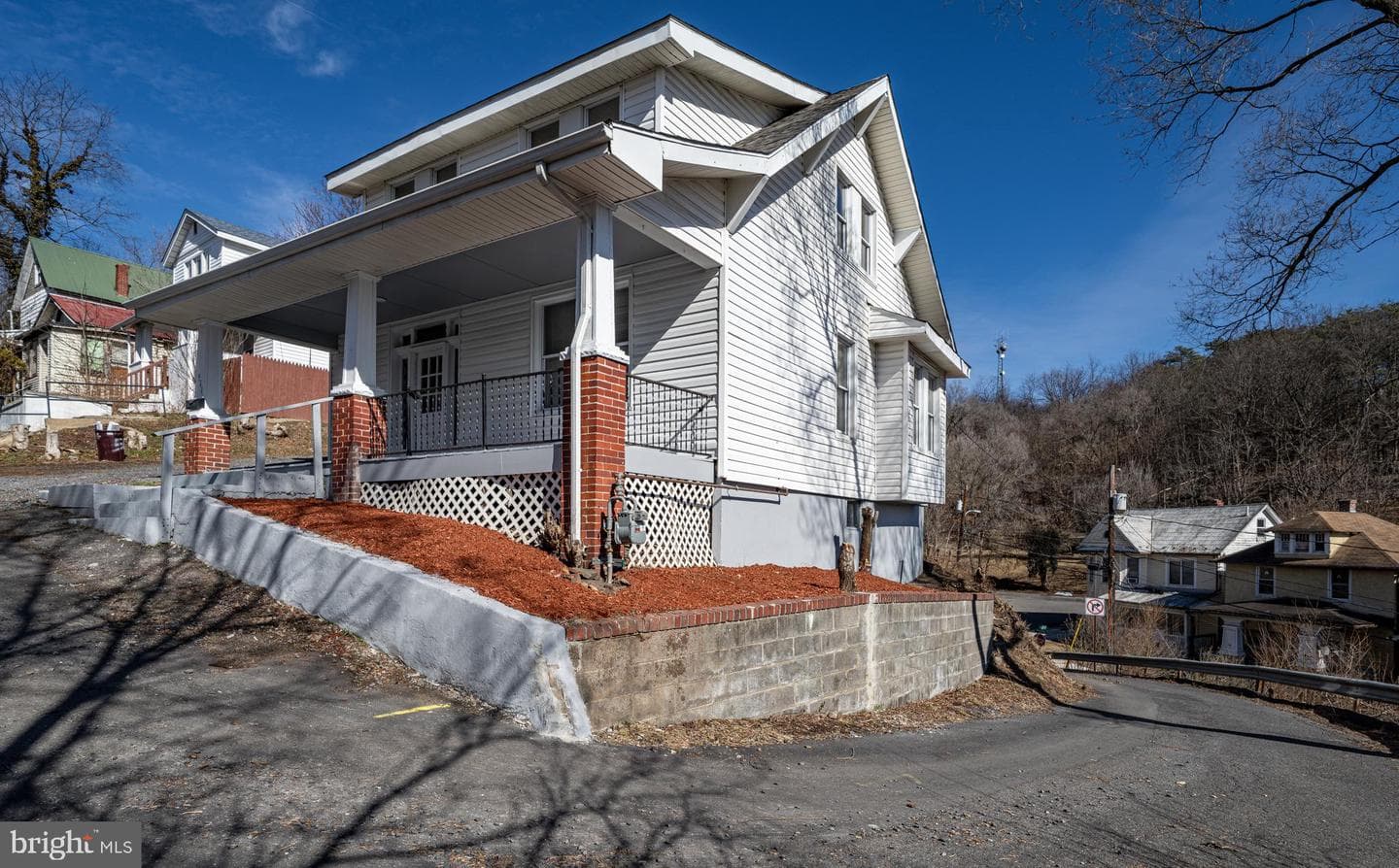 511 City View Terrace photo 6