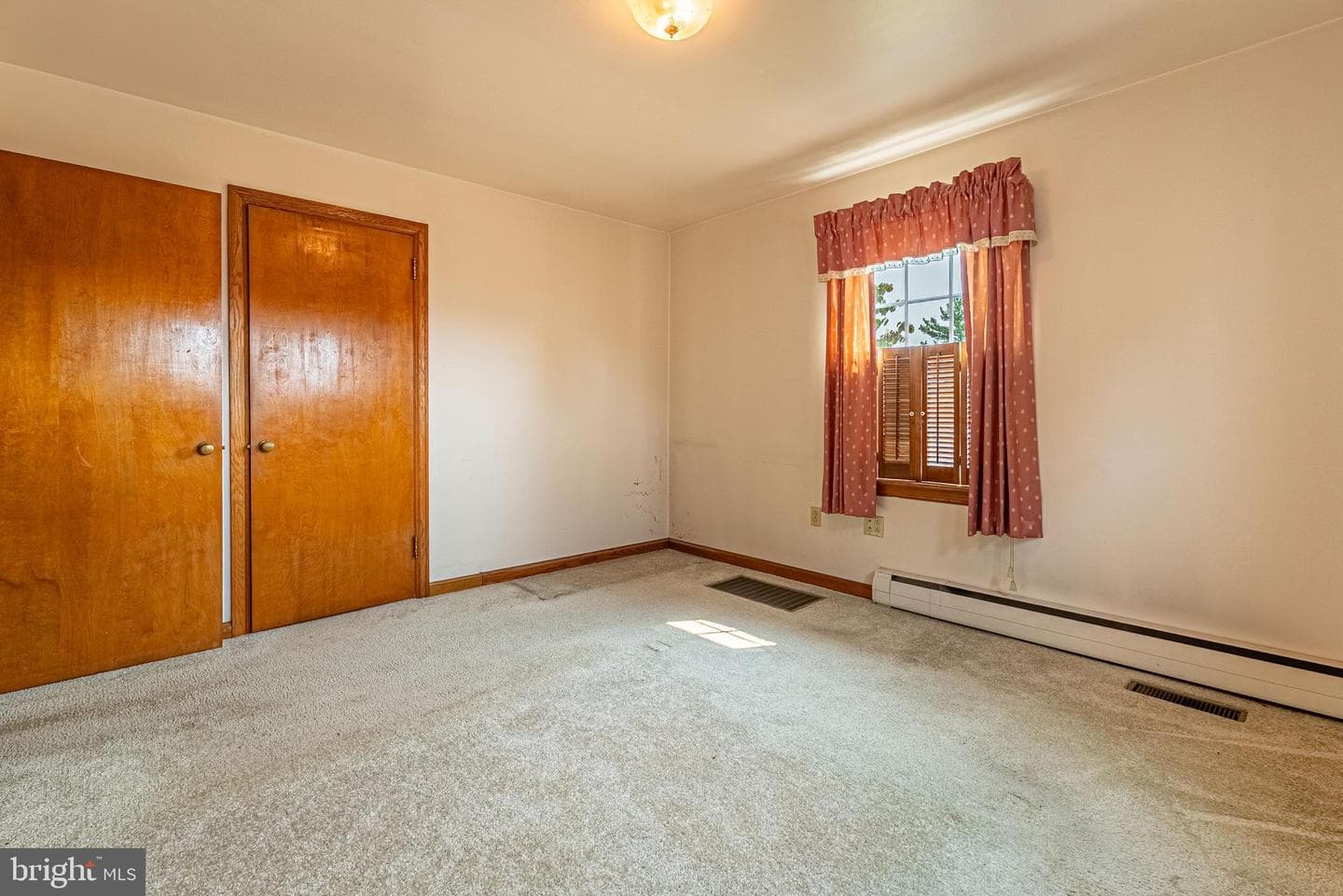 1006 Kent Avenue photo 14