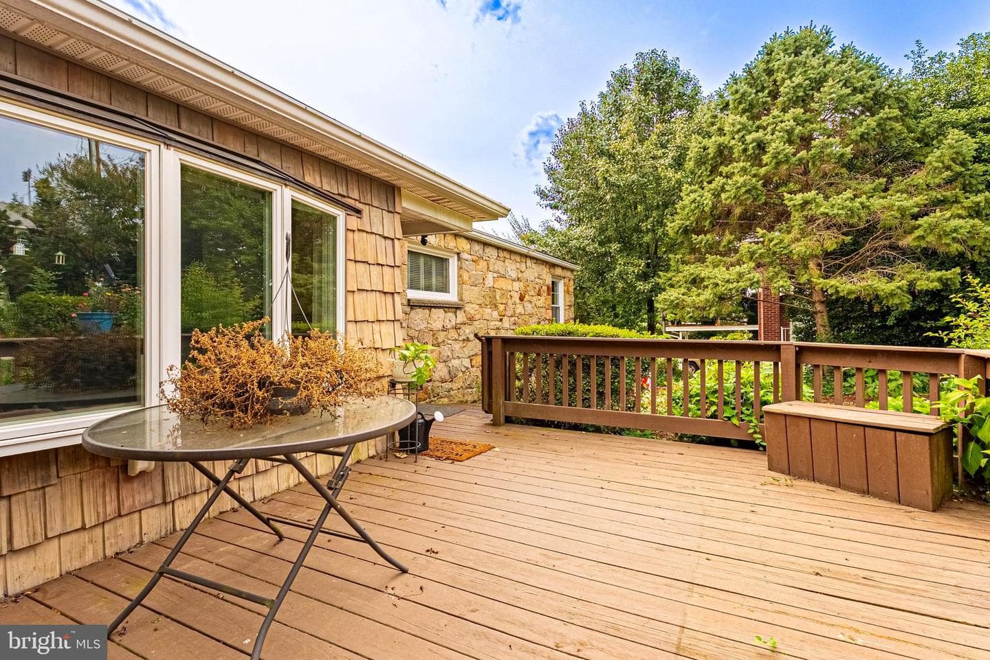 1006 Kent Avenue photo 24