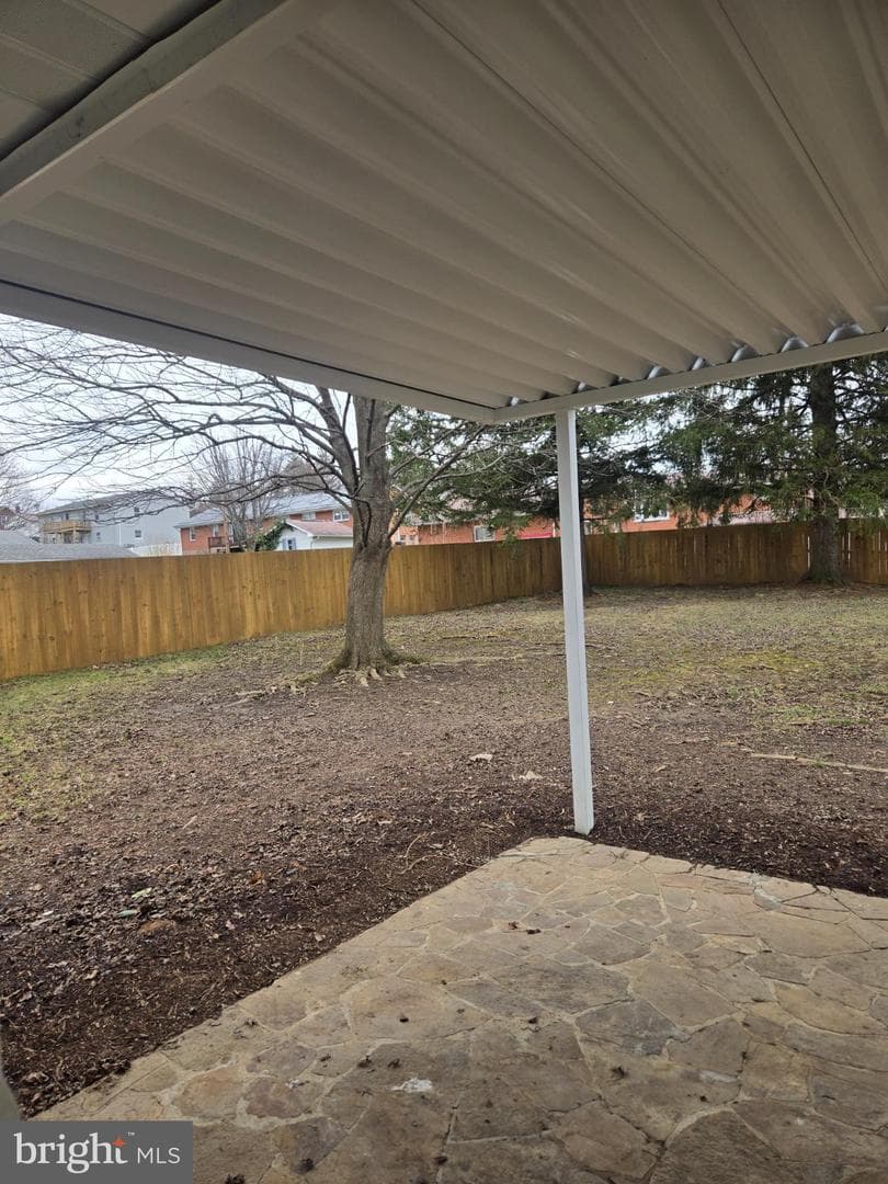 116 Armstrong Street photo 30