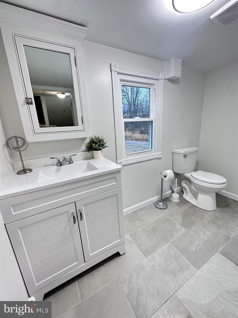 18712 Crossland Road photo 58