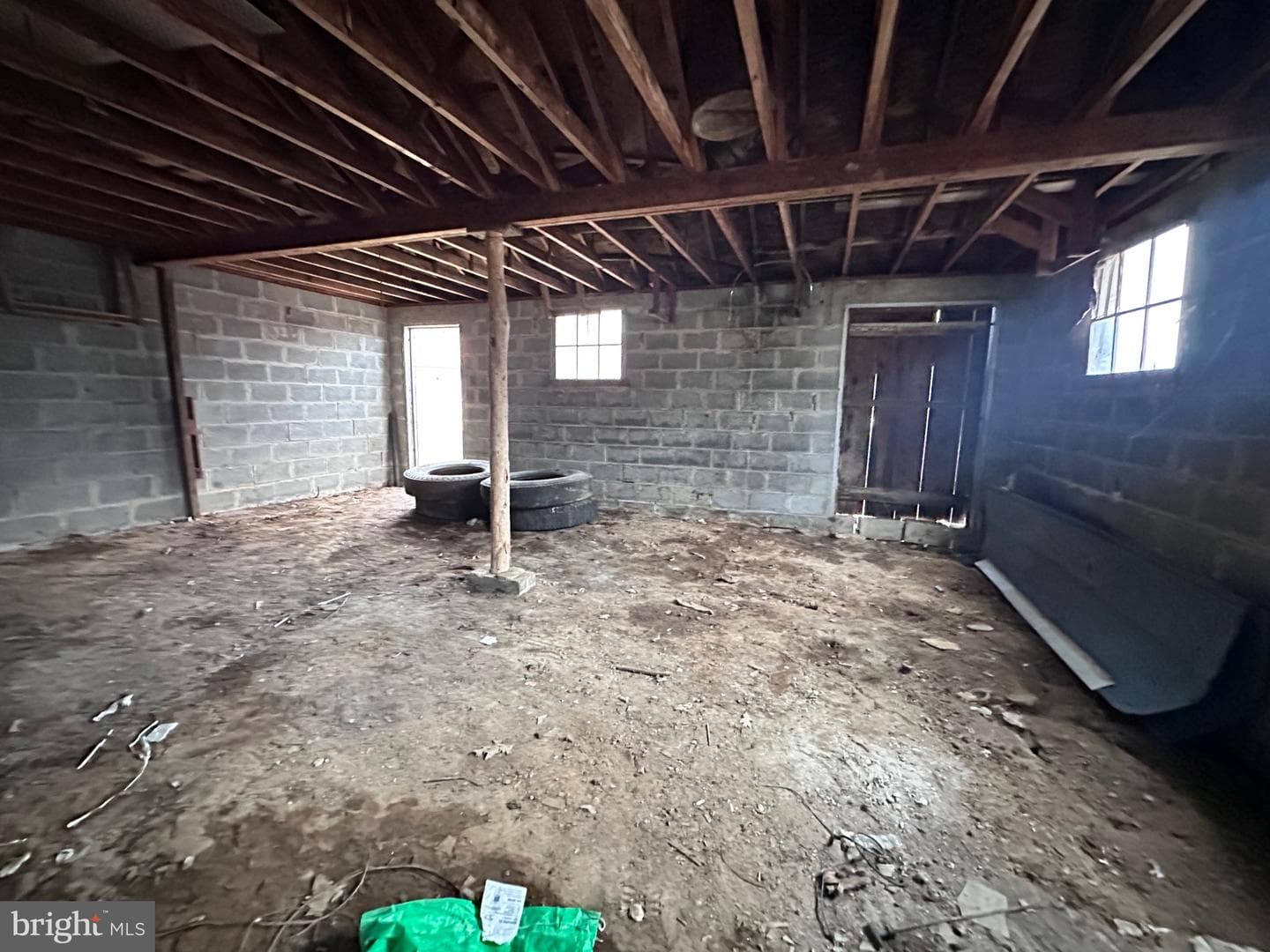 18712 Crossland Road photo 84