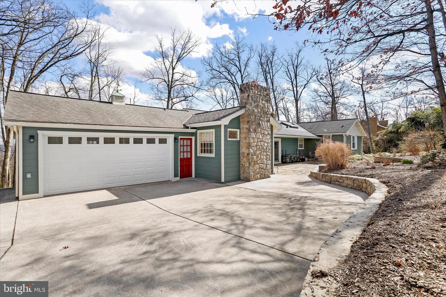 1039 Longwood Avenue, Cumberland
