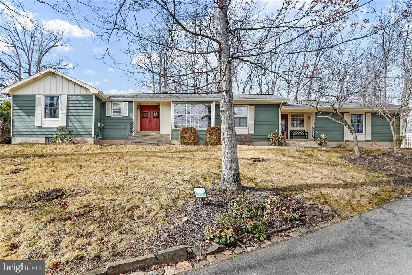 1039 Longwood Avenue photo 43