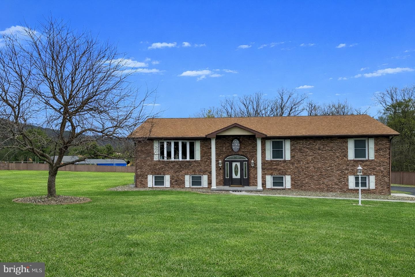 14001 Rolling Oak Dr photo 2