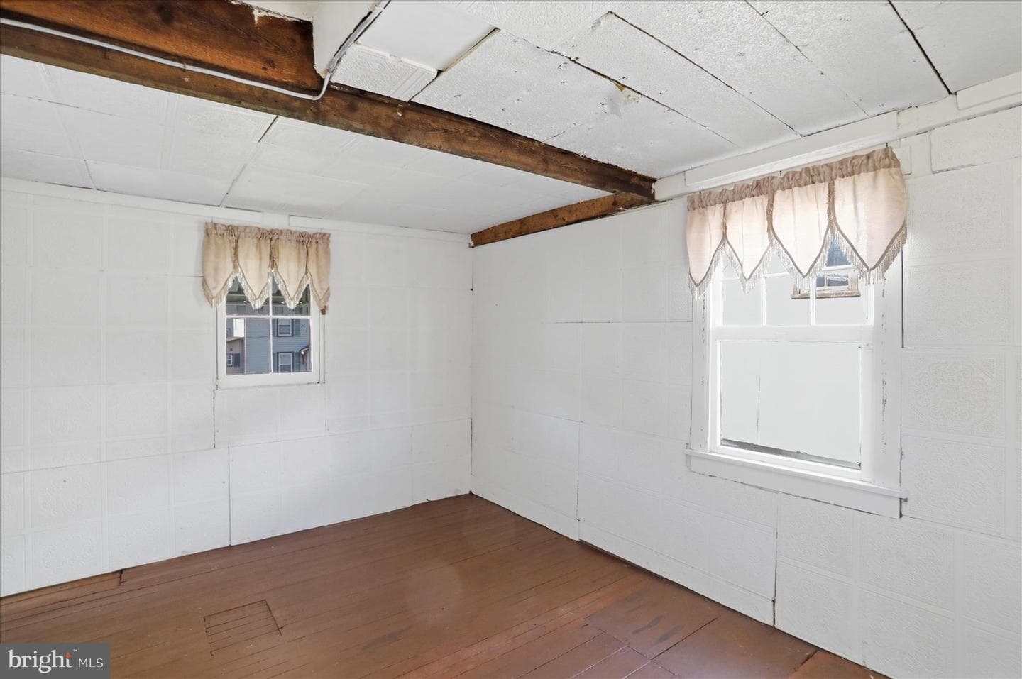 21802 National Pike NE photo 28
