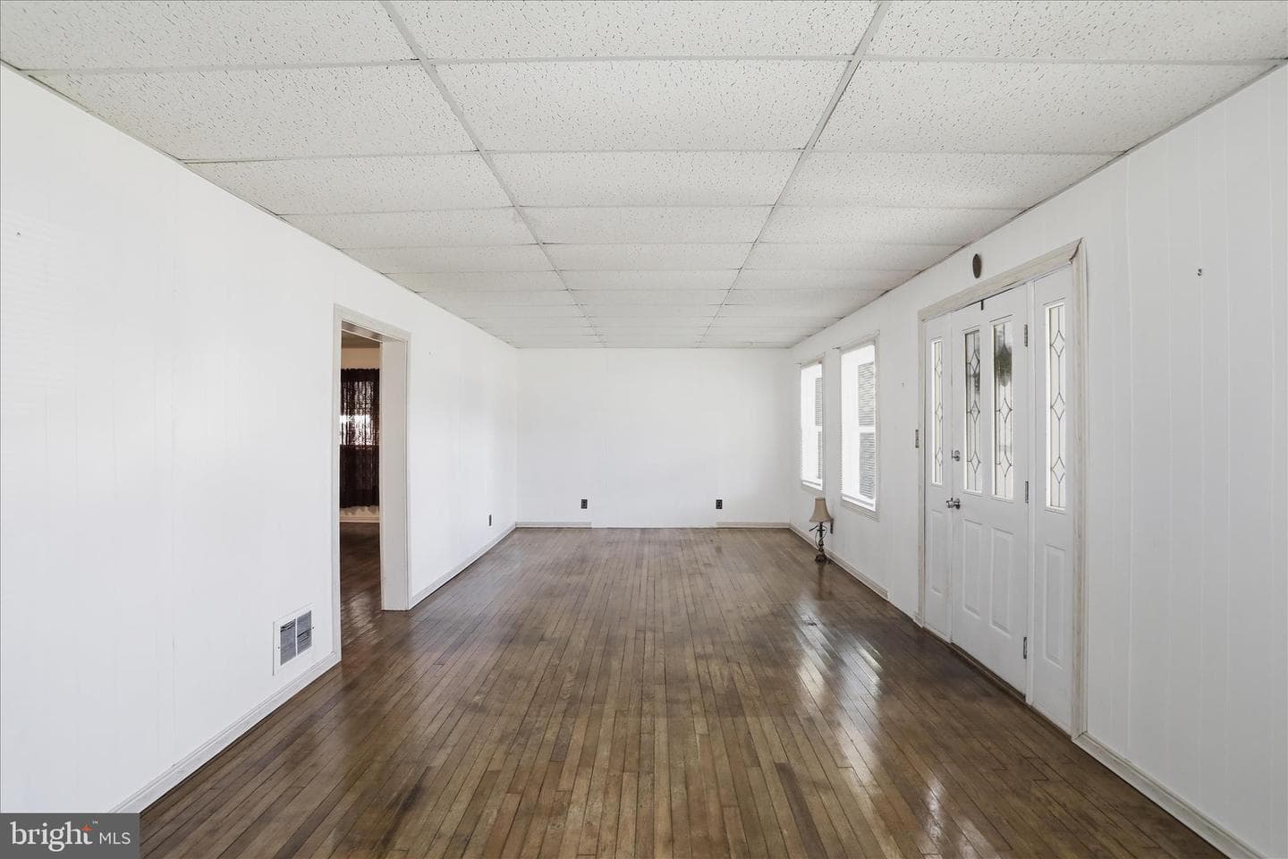 21802 National Pike NE photo 8