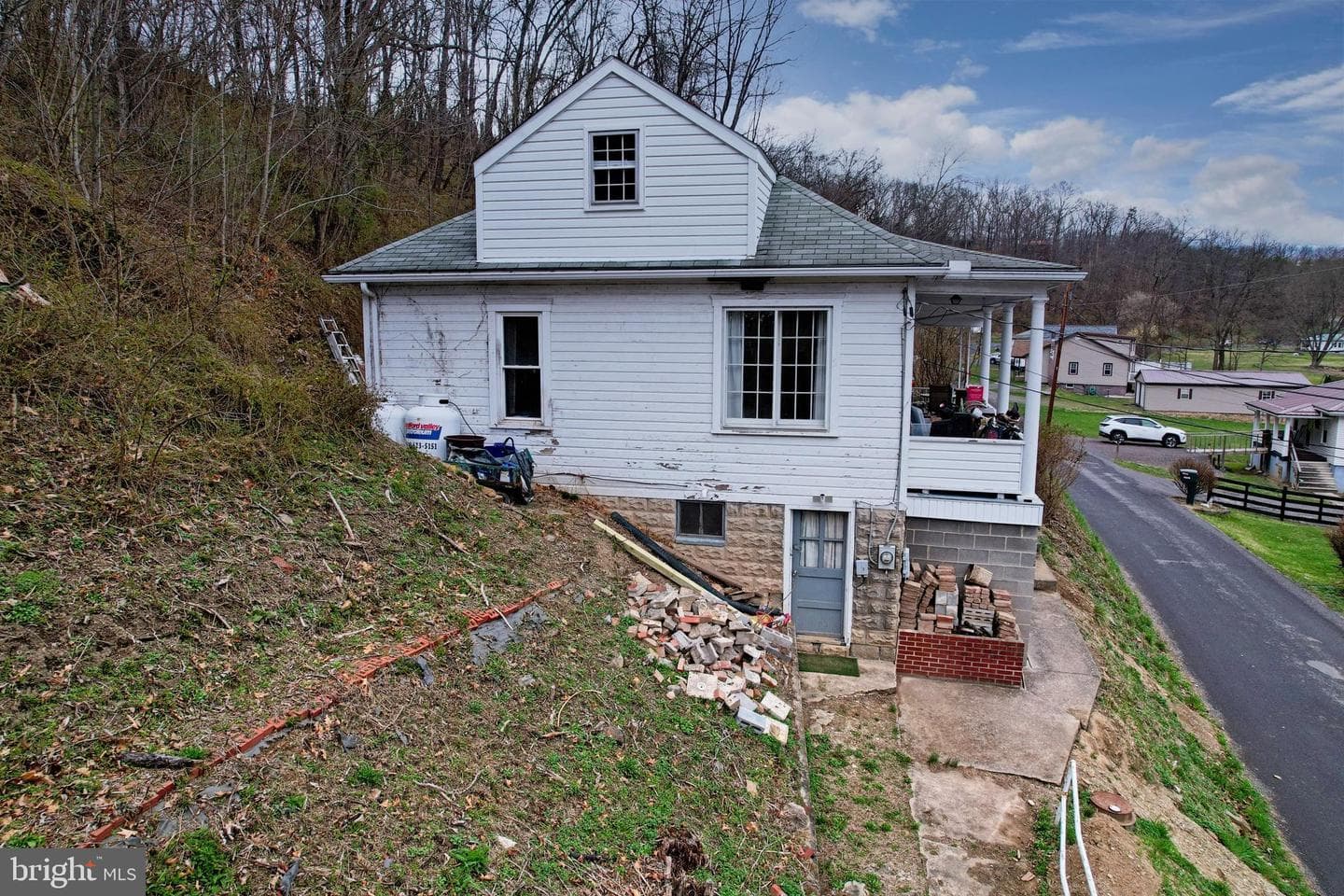 11305 Creek Road SE photo 37