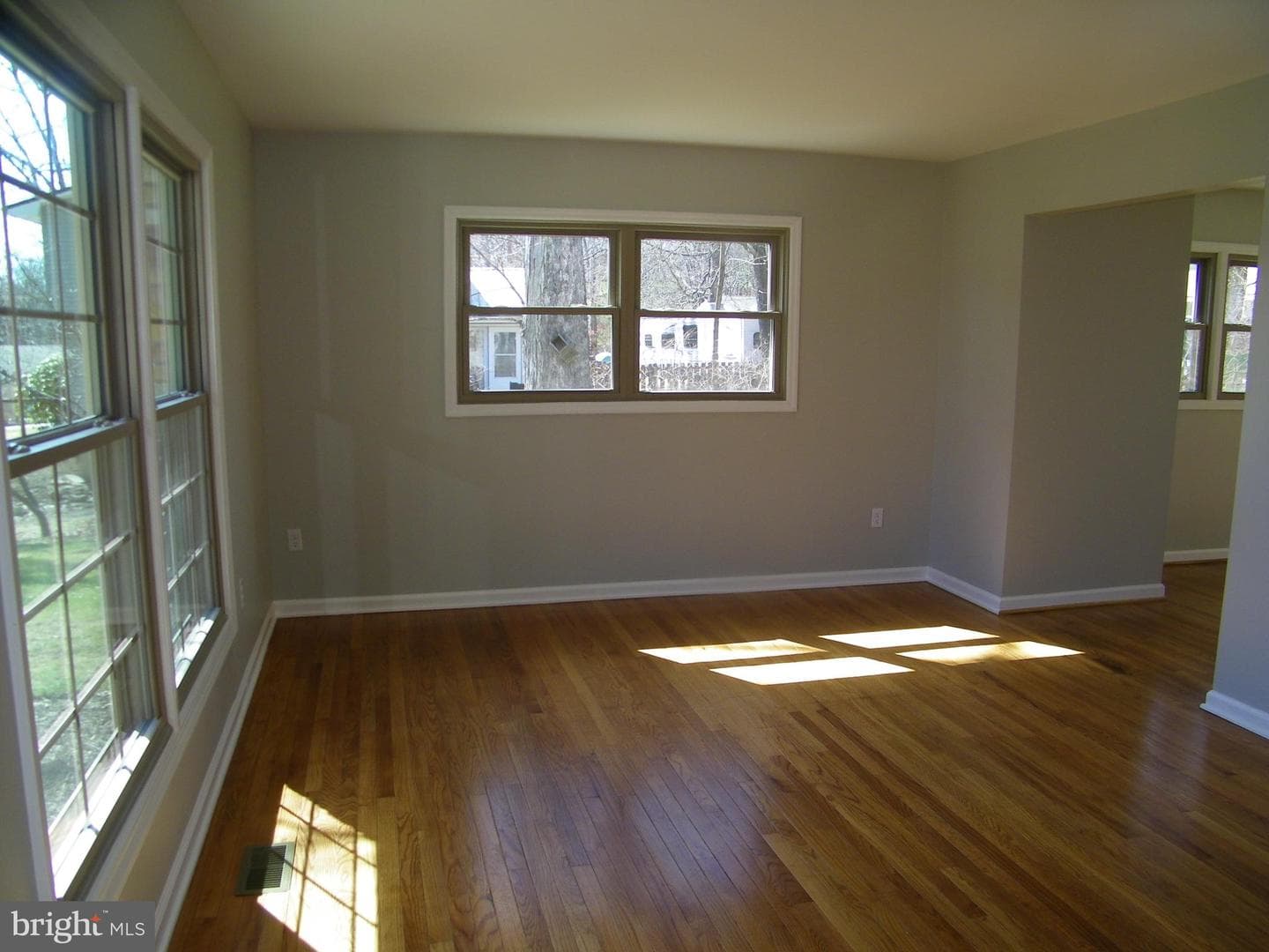 15403 Brandywine Drive SW photo 3