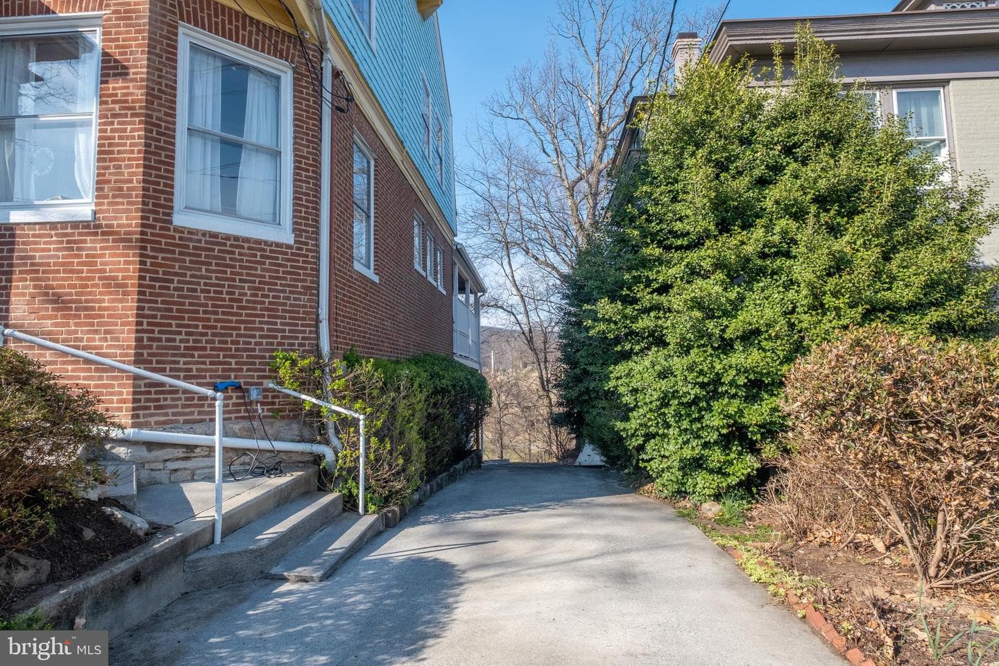 611 Washington Street photo 53