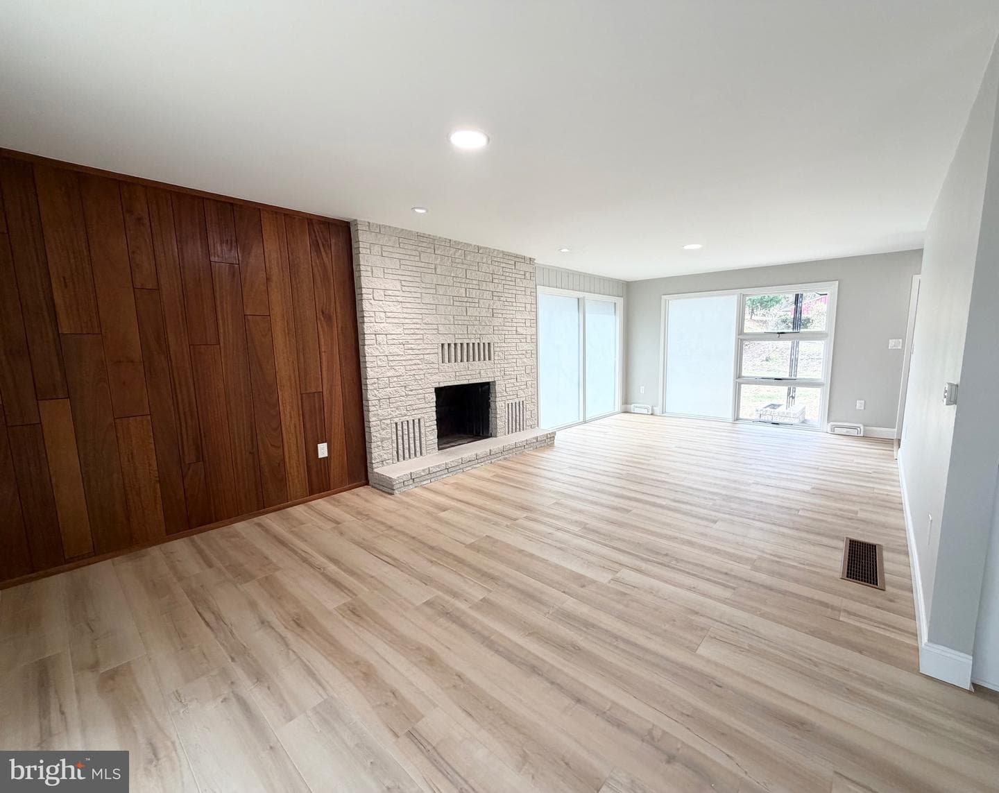 13 Warfield Place photo 9