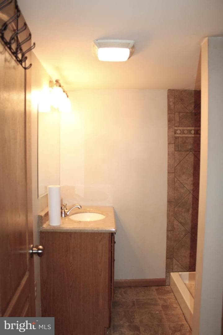 15904 Woodsview Dr photo 27